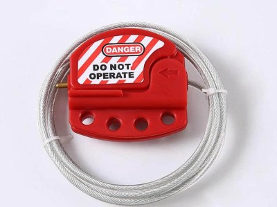 帮我写一篇关于安全缆绳锁的700个字中文原创的文章，并在文章前面配上一个标题，标题前面加上“标题”两字