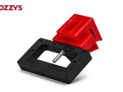 帮我写一篇关于断路器锁具的700个字中文原创的文章，并在文章前面配上一个标题，标题前面加上“标题”两字